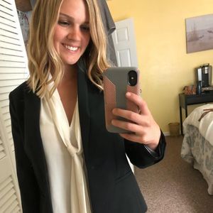 Meet your Posher, Haley